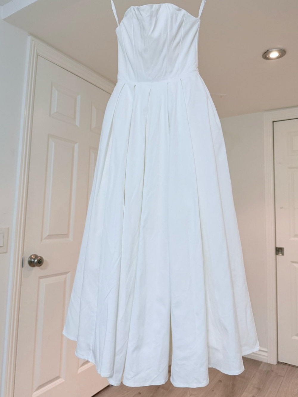 HOUSE OF CB 'Audrey' White Strapless Midi Sundress /Size Small Cup A-C NWOT